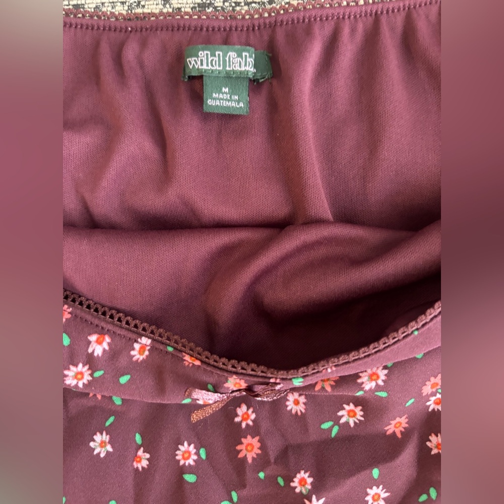 Wild Fable Burgundy Floral A-Line Skirt size Medium - Picture 2 of 4